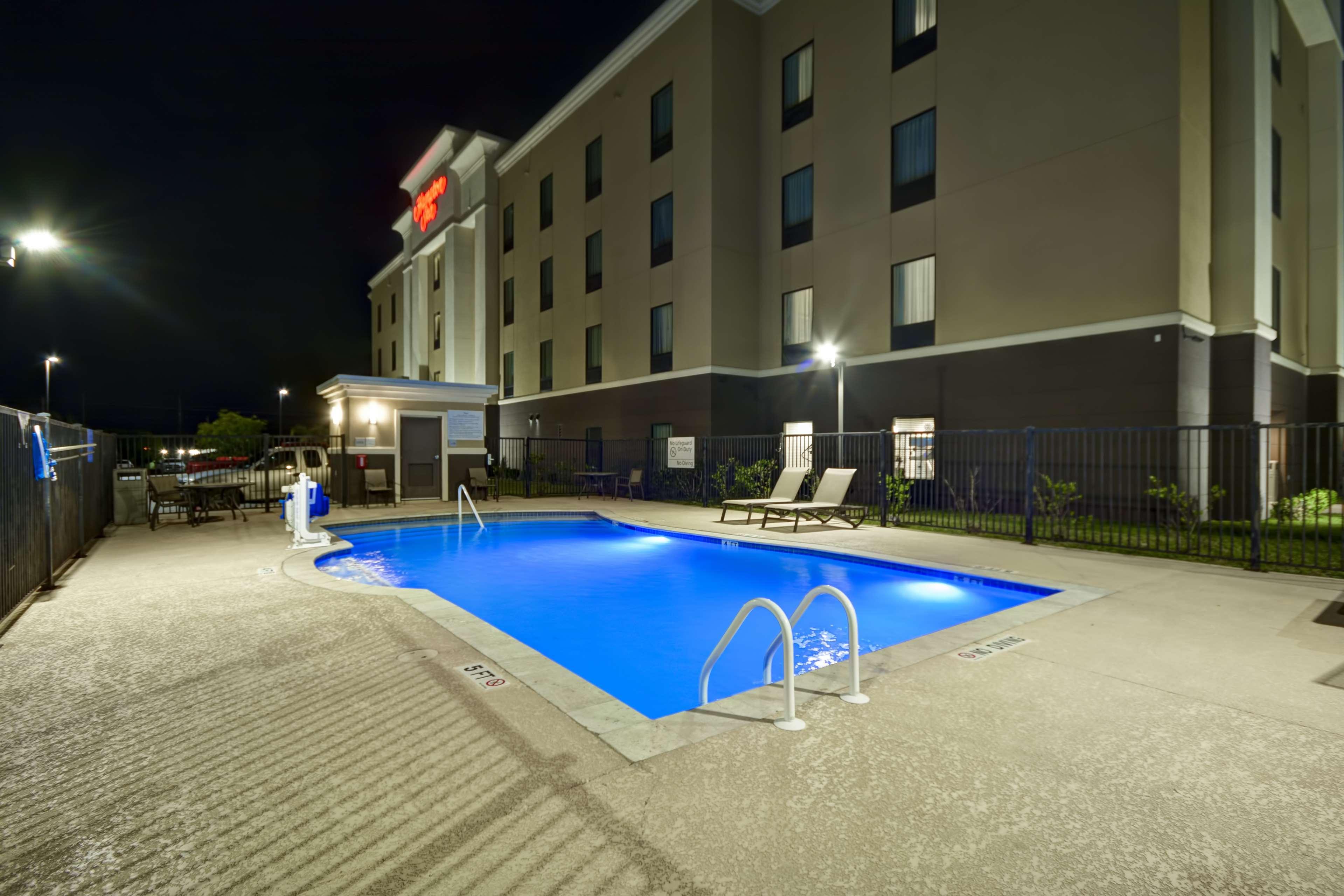 Hampton Inn Kenedy Εξωτερικό φωτογραφία